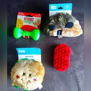 NEW Set of 4 Dog Toys